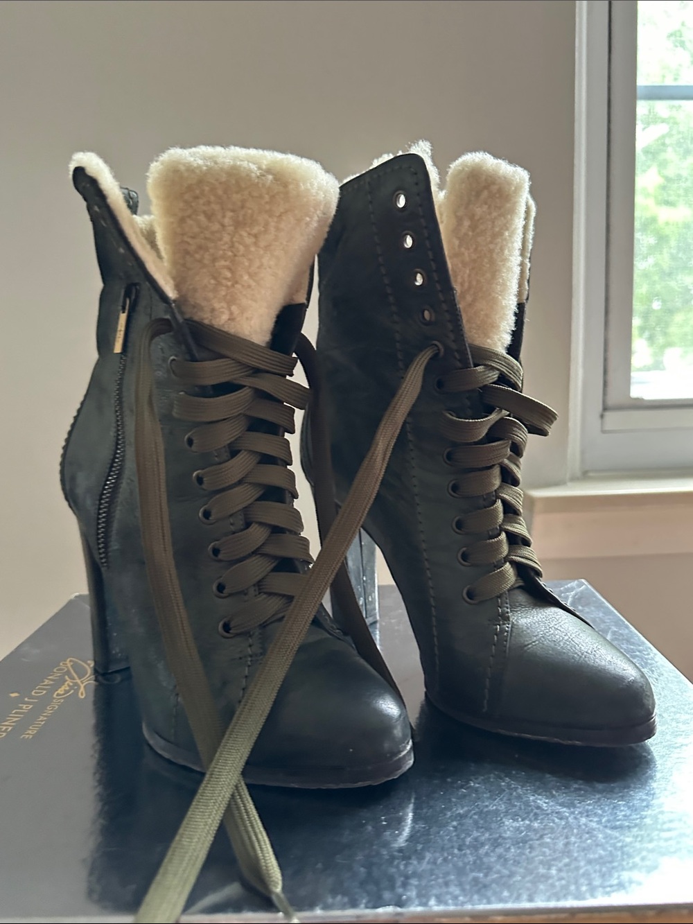 Donald J Pliner Signature, Women's Olive Green Lace-Up Shearling Ankle Boots
